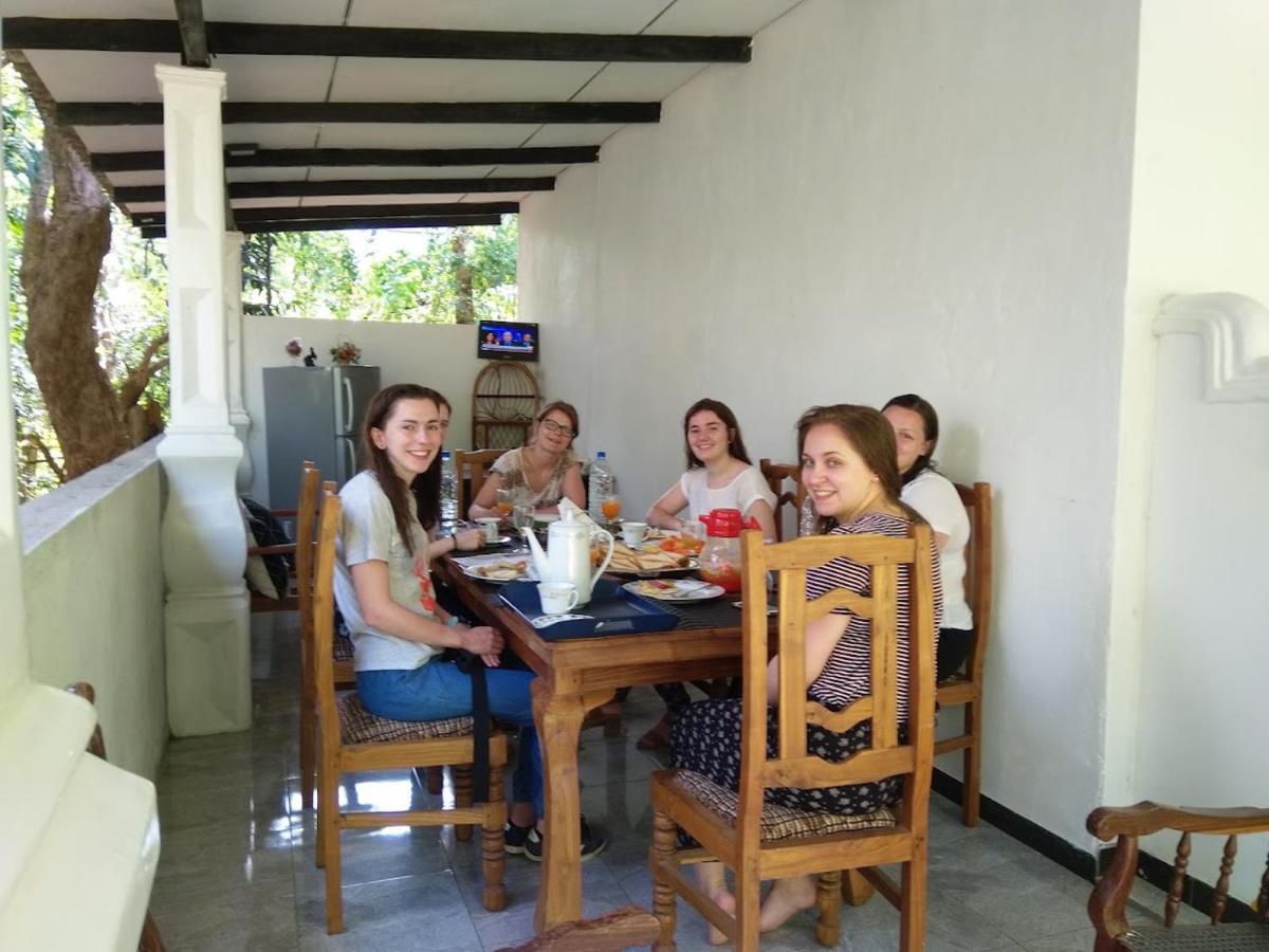 Amron Resort Sigiriya Buitenkant foto