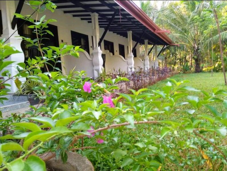 Amron Resort Sigiriya Buitenkant foto