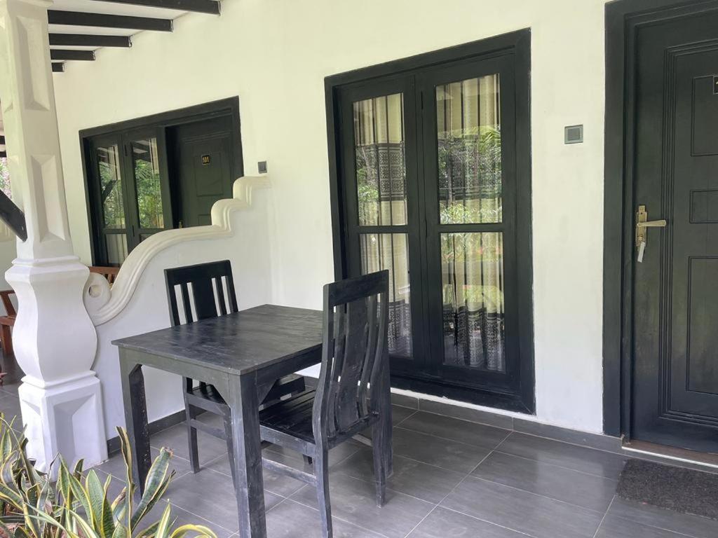 Amron Resort Sigiriya Kamer foto