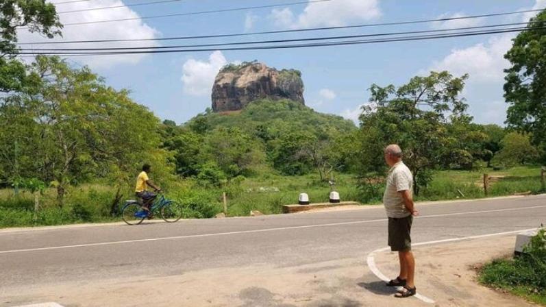 Amron Resort Sigiriya Kamer foto